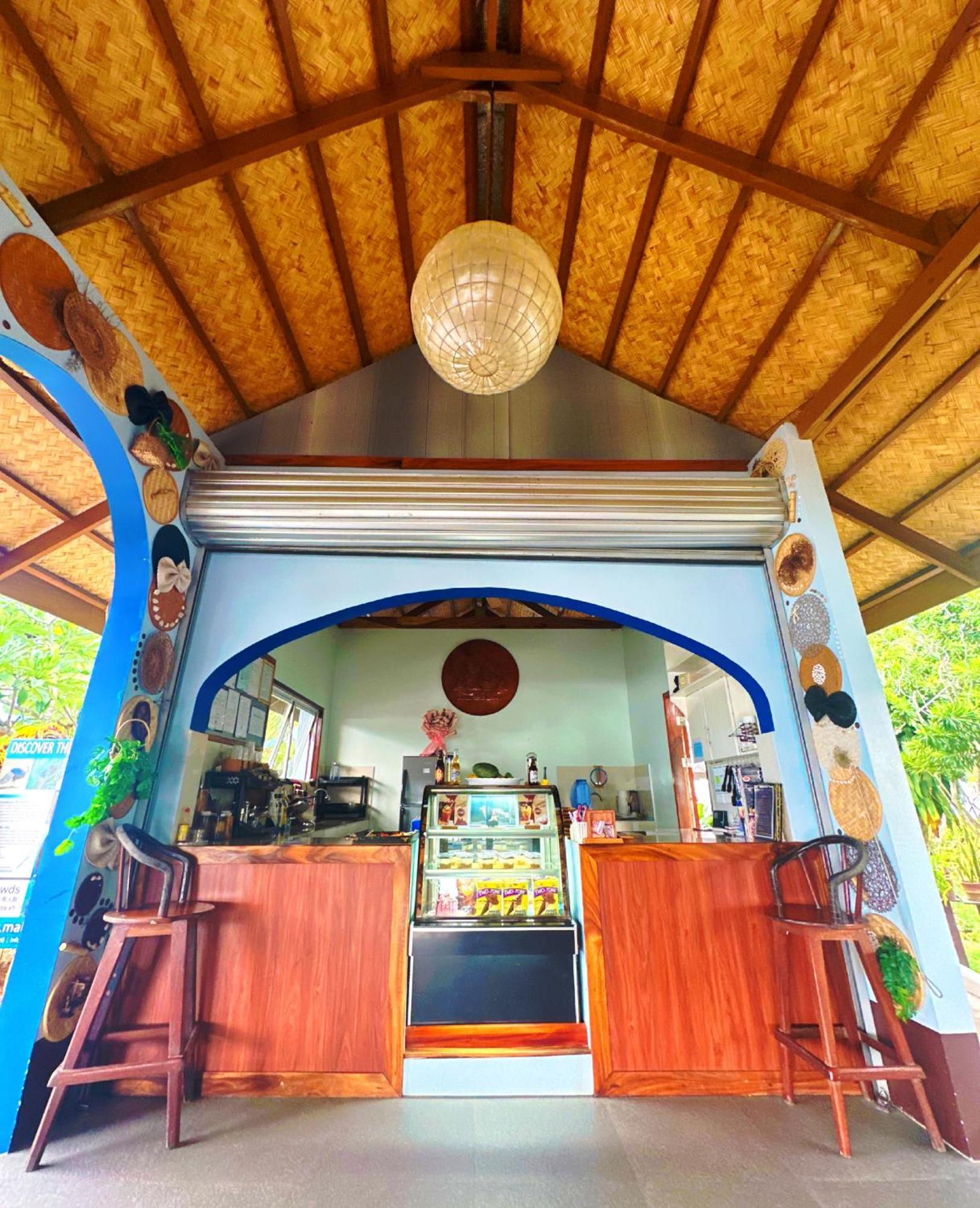 Casa Rosa Inn And Restaurant タイタイ エクステリア 写真