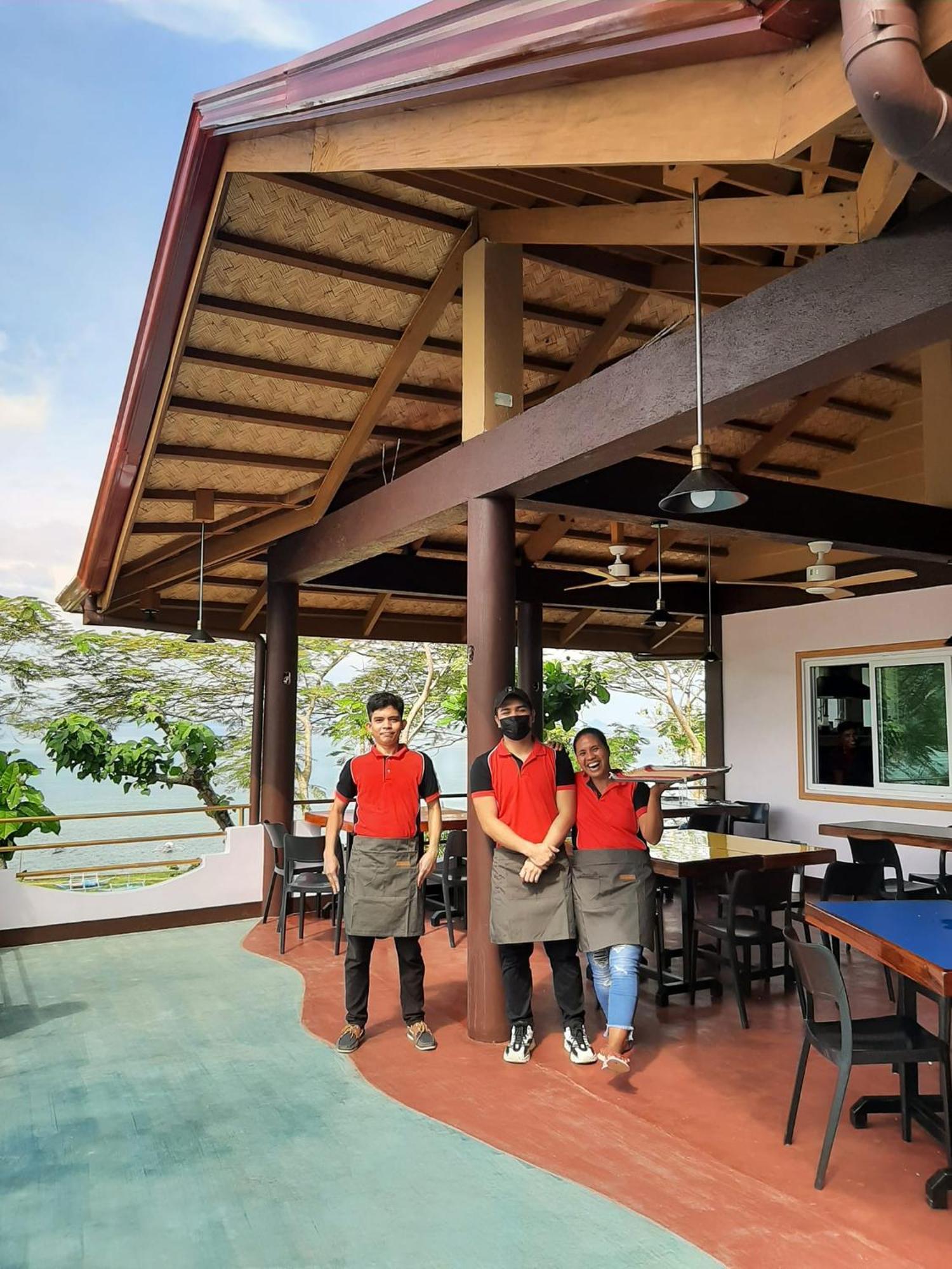 Casa Rosa Inn And Restaurant タイタイ エクステリア 写真