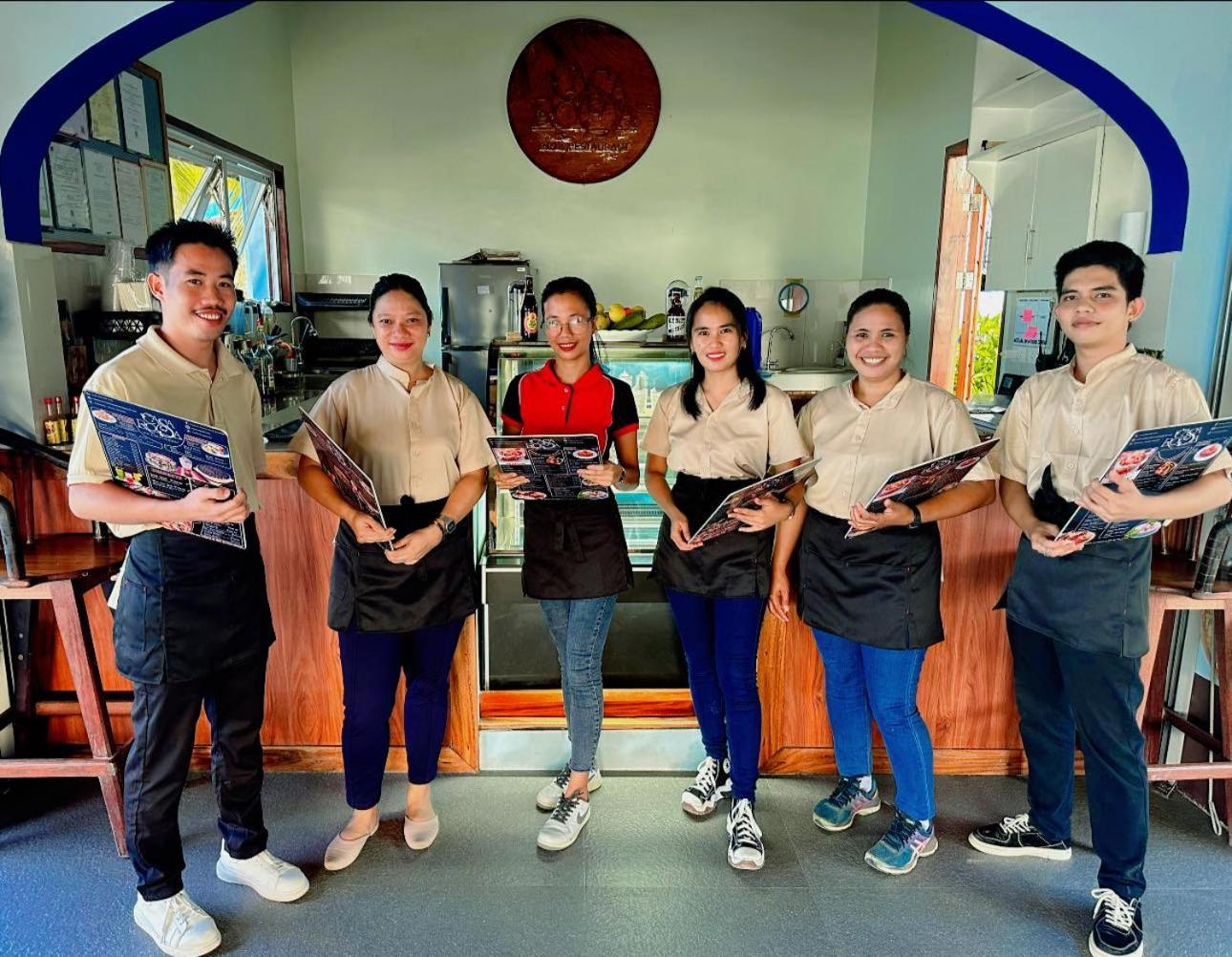 Casa Rosa Inn And Restaurant タイタイ エクステリア 写真